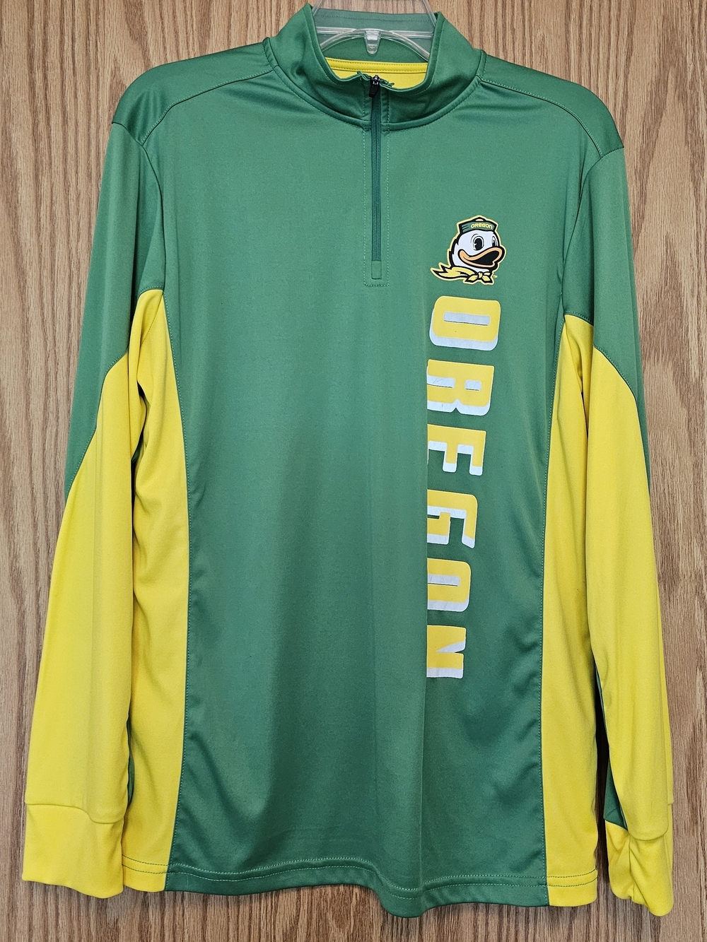 Colosseum Oregon Ducks Green & Yellow Men's Quarter-Zip Pullover